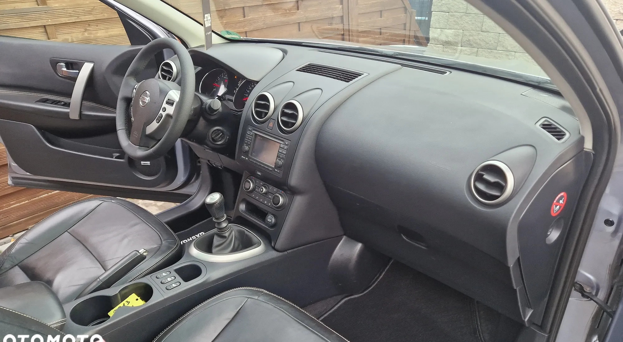 Nissan Qashqai cena 44900 przebieg: 165000, rok produkcji 2013 z Kozienice małe 667